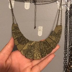 Cool 😎 gold necklace